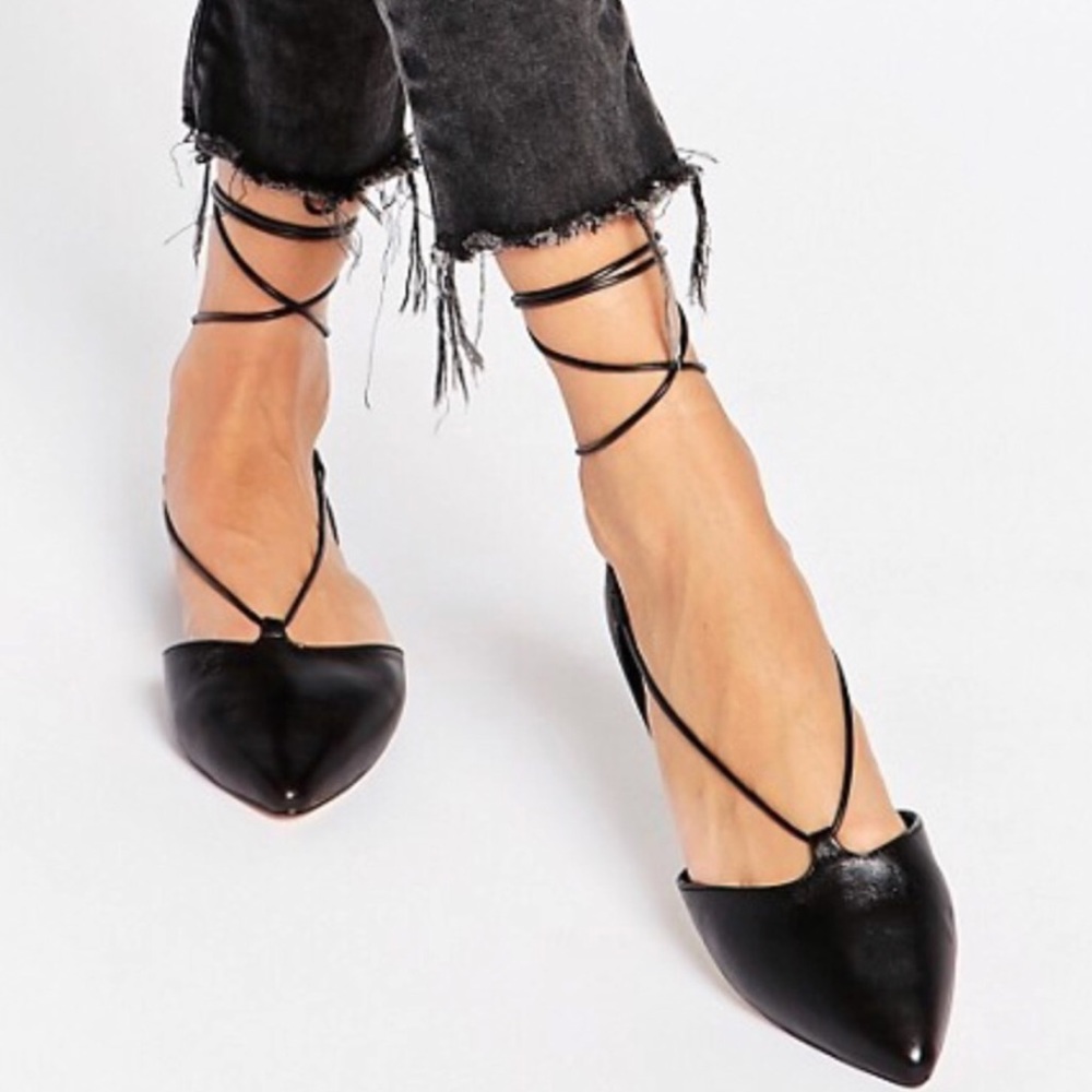 ALDO Black Pointy Lace-Up Flats
